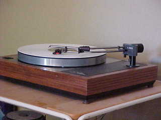 Linn, LOCI, EK-1, head on closer up