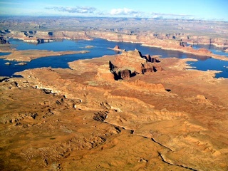 53 59p. Lake Powell - aerial
