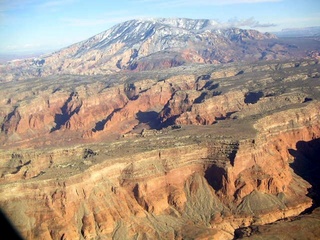 55 59p. Lake Powell - aerial