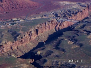 Bryce Canyon tower bridge 1 zoom