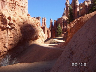 156 5ln. Bryce Canyon -- Peek-a-boo Loop