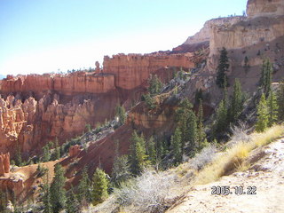 177 5ln. Bryce Canyon -- Peek-a-boo Loop