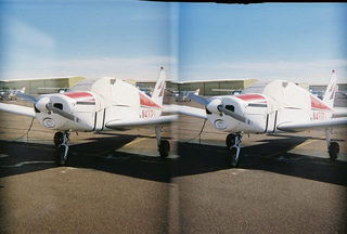 stereo-3D L+R parallel-eye Loreo -- autogyro at San Manuel Airport (E77)