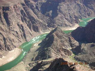 trail to Plateau Point