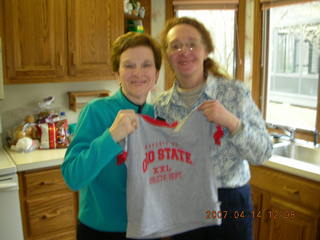 371 64e. - Anita, Ohio State shirt for Gaby, Betsy