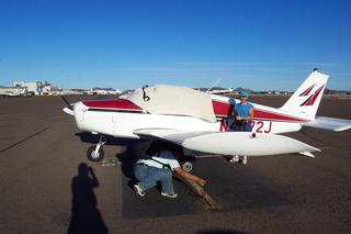 N4372J, Adam, Anirban, Jack at Grand Canyon West (1G4)