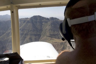 596 68g. flight and run with Sebastian - aerial - Adam
