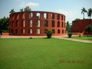 94 69j. Jantar Mantar, Delhi