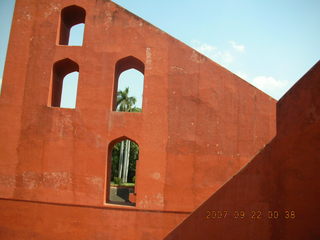 100 69j. Jantar Mantar, Delhi