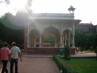 188 69j. Red Fort, Delhi - Navneet and Hitesh from behind