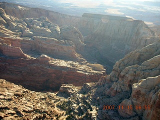 Flying with LaVar Wells - above approach canyon to Hidden Splendor (WPT660) - aerial