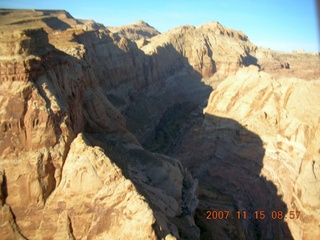 Flying with LaVar Wells - approach canyon to Hidden Splendor (WPT660) - aerial