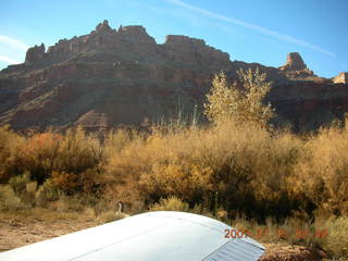 Flying with LaVar Wells - approach canyon to Hidden Splendor (WPT660) - our shadow on canyon wall - aerial