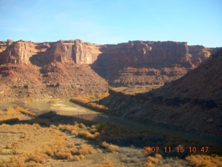 Flying with LaVar Wells - Green River canyon - aerial