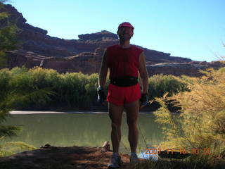 708 6bg. Canyonlands National Park - Lathrop Trail hike - Adam (tripod) - Colorado River