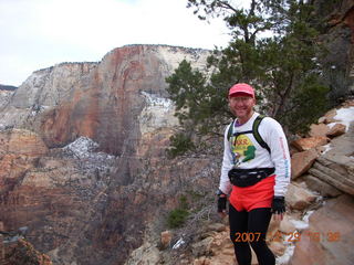 726 6cv. Zion National Park - Angels Landing hike - Adam