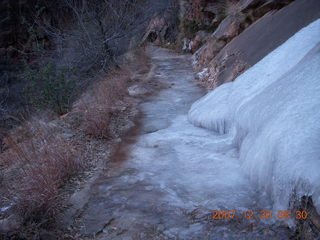 Zion National Park- Observation Point hike - slippery ice on trail