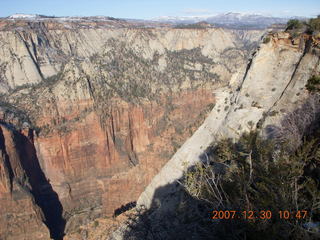 Zion National Park- Observation Point hike - Adam - view from the top