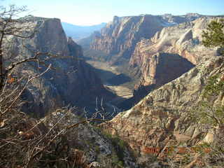 185 6cw. Zion National Park- Observation Point hike (old Nikon Coolpix S3)