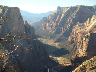187 6cw. Zion National Park- Observation Point hike (old Nikon Coolpix S3)