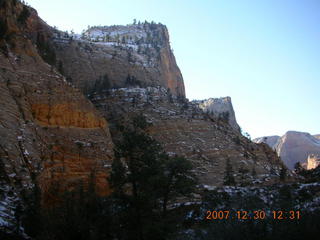 Zion National Park- Observation Point hike (old Nikon Coolpix S3) - short stretch of East Rim trail