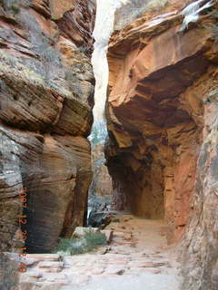 Zion National Park- Observation Point hike (old Nikon Coolpix S3) - slot canyon