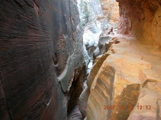 Zion National Park- Observation Point hike (old Nikon Coolpix S3) - slot canyon