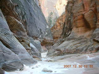 254 6cw. Zion National Park- Observation Point hike (old Nikon Coolpix S3) - slot canyon