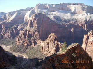 Zion National Park- Observation Point hike - slot canyon