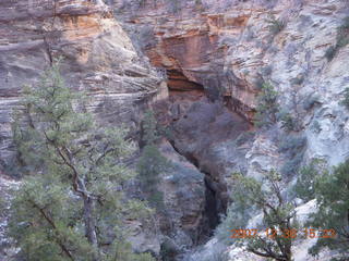 Zion National Park - Canyon Overlook hike - slot canyon