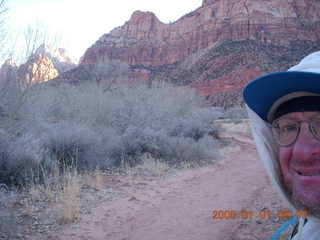 795 6d1. Zion National Park - sunrise Watchman hike - Adam