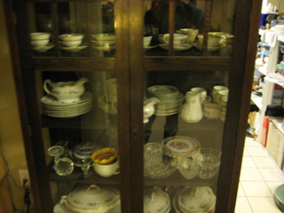 Sonia's pictures - Adam's mother's dishes
