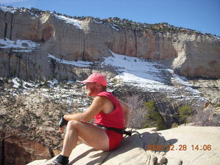 803 6eu. Zion National Park - Angels Landing hike - Adam at the top