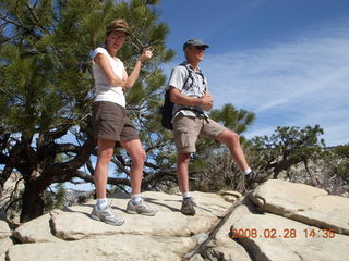 66 6eu. Zion National Park - Angels Landing hike - other hikers from Alaska