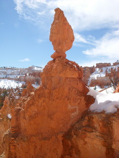 262 6f1. Bryce Canyon - Queens Garden hike - balanced rock