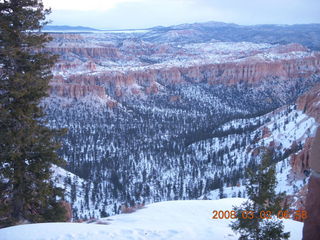 14 6f2. Bryce Canyon - sunrise at Bryce Point