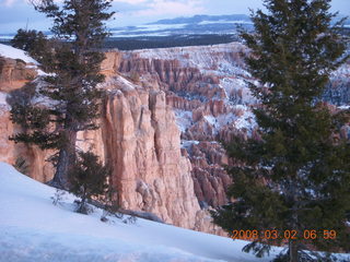 15 6f2. Bryce Canyon - sunrise at Bryce Point