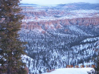 18 6f2. Bryce Canyon - sunrise at Bryce Point