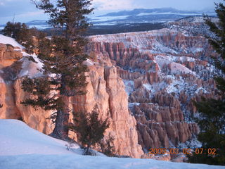 21 6f2. Bryce Canyon - sunrise at Bryce Point