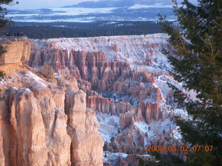 27 6f2. Bryce Canyon - sunrise at Bryce Point