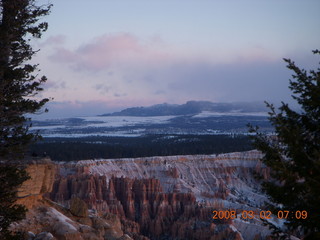 32 6f2. Bryce Canyon - sunrise at Bryce Point