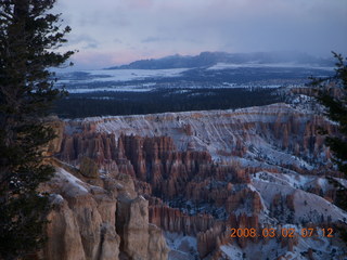 36 6f2. Bryce Canyon - sunrise at Bryce Point