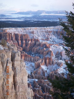 47 6f2. Bryce Canyon - sunrise at Bryce Point