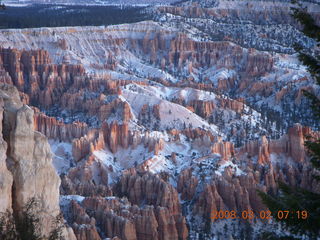 51 6f2. Bryce Canyon - sunrise at Bryce Point