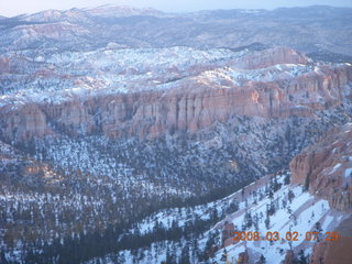 62 6f2. Bryce Canyon - sunrise at Bryce Point