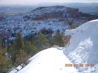 Bryce Canyon - Queens Garden hike - moon