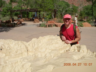 91 6gt. Zion National Park - Adam and 3-D map
