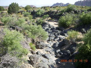 35 6gt. Snow Canyon - Butterfly trail - lava
