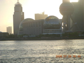 42 6ku. eclipse - Shanghai - Bund - morning run