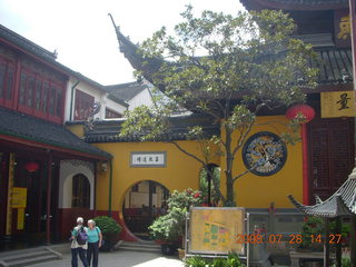 88 6ku. eclipse - Shanghai - Buddhist Temple